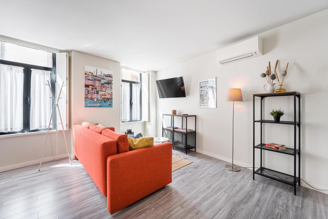 General Torres Apartments บีลาโนวาเดกายา ภายนอก รูปภาพ