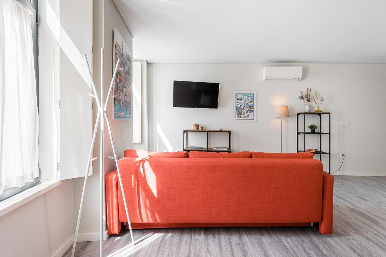 General Torres Apartments บีลาโนวาเดกายา ภายนอก รูปภาพ